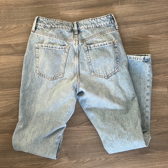 Women’s Dynamite jeans - Picture 2 of 4